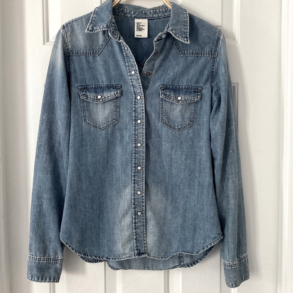 H&M Denim Chambray Pearl Snap Western Shirt Size 36/6